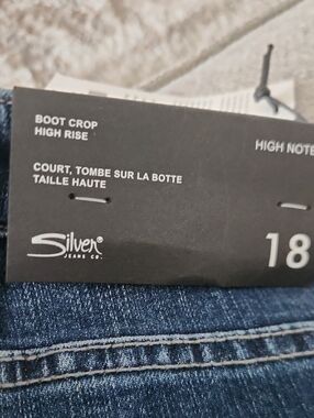 Silver Jeans Boot Crop High Rise Boot Cut Jeans in Dark Blue